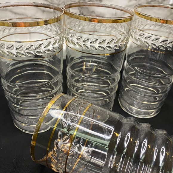 * Federal Glass Co Gold Banded Curvy Rippled Glass Leaf Detail MCM set Of 4 - Picture 5 of 7